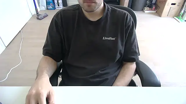 taallguyy 196 online show from 03/22/26, 09:11