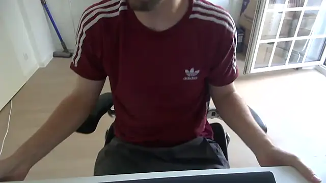 taallguyy 196 online show from 05/26/26, 04:54