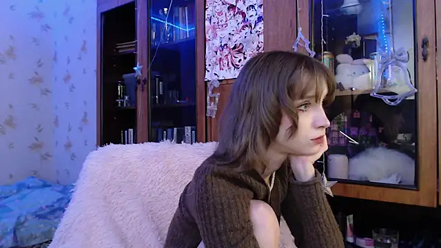 cloudgirrl online show from 01/20/25, 09:22