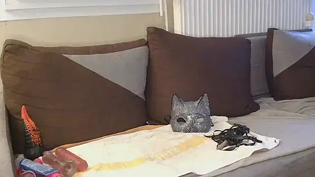 liloucamchaudee online show from 11/28/25, 08:14