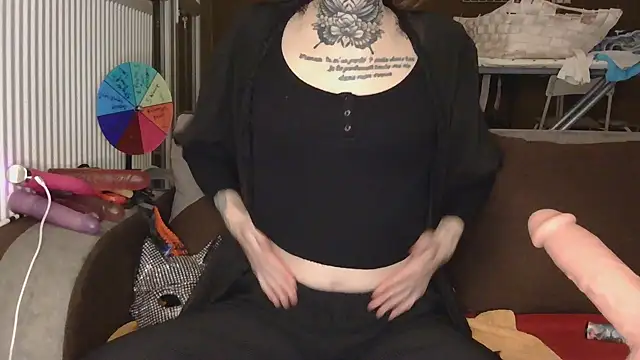 liloucamchaudee online show from 02/17/26, 08:17