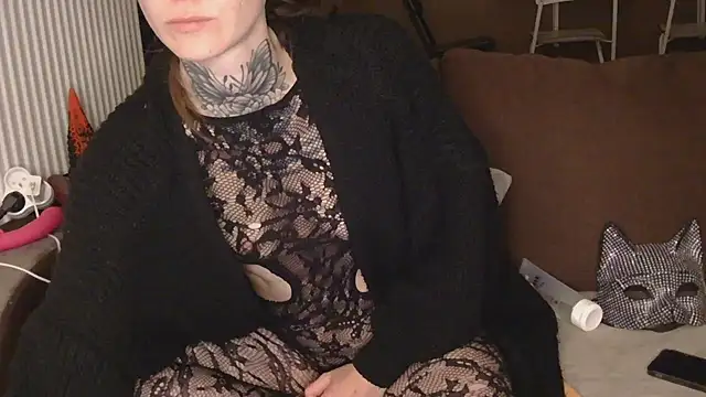 liloucamchaudee online show from 04/14/26, 07:19