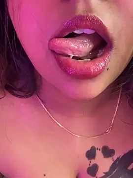 wildestcouplee online show from 11/22/25, 05:12