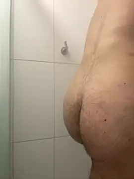 Snapshot of Majorcumlive chatting on 07/12/26, 07:42 Majorcumlive online show from 07/12/26, 07:42