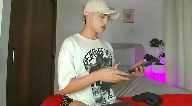 KarolPorttela online show from 12/20/24, 08:45