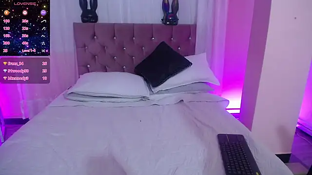 frreeya online show from 01/31/25, 11:03