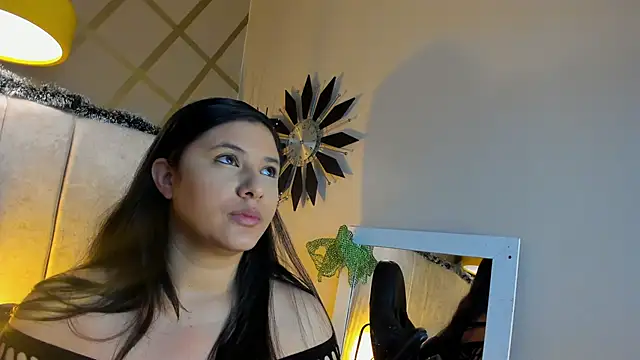 frreeya online show from 12/19/25, 11:56