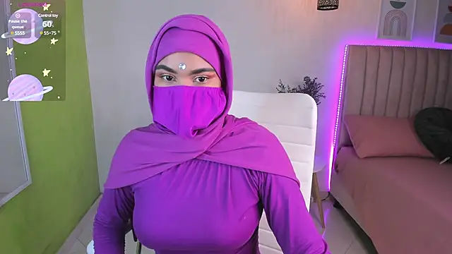 Snapshot of saray_halam chatting on 03/16/25, 06:12 saray halam online show from 03/16/25, 06:12