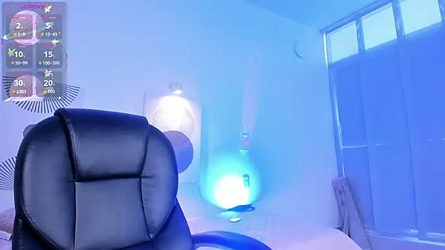 saray halam online show from 11/22/25, 12:59