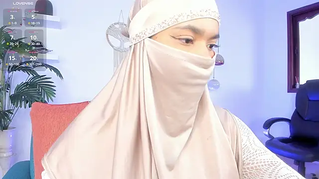 Snapshot of saray_halam chatting on 09/18/25, 06:11 saray halam online show from 09/18/25, 06:11