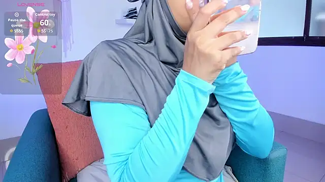 saray halam online show from 10/24/25, 06:07