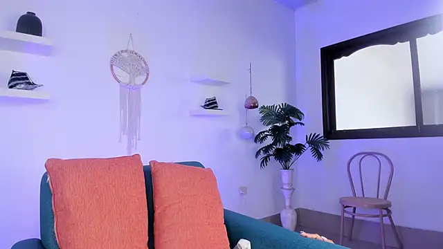 saray halam online show from 11/02/25, 06:02