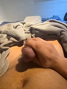 Snapshot of THOMS-90 chatting on 11/01/25, 06:19 THOMS-90 online show from 11/01/25, 06:19