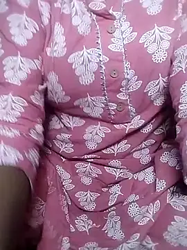 Shivani Tivari online show from 11/20/25, 05:02