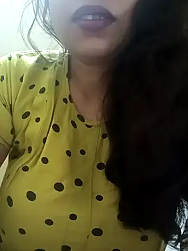 Snapshot of Sneha_gril chatting on 10/13/25, 02:24 Sneha gril online show from 10/13/25, 02:24