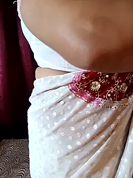Snapshot of Sneha_gril chatting on 04/10/26, 03:02 Sneha gril online show from 04/10/26, 03:02