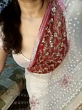 Snapshot of Sneha_gril chatting on 06/06/26, 02:11 Sneha gril online show from 06/06/26, 02:11