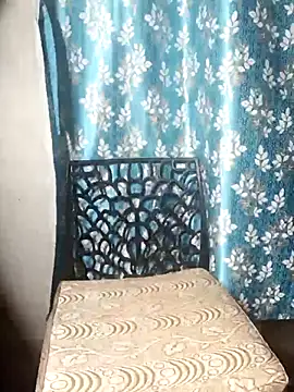 Snapshot of Sneha_gril chatting on 09/23/25, 06:26 Sneha gril online show from 09/23/25, 06:26
