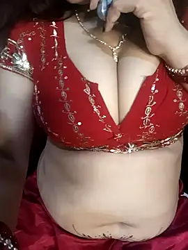 Snapshot of Sneha_gril chatting on 05/05/26, 05:38 Sneha gril online show from 05/05/26, 05:38