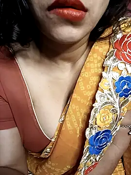 Sneha gril online show from 11/18/25, 03:32