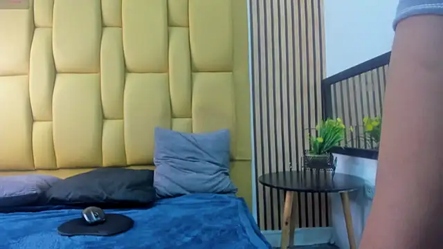 Snapshot of mikeegun chatting on 02/28/25, 11:14 mikeegun online show from 02/28/25, 11:14