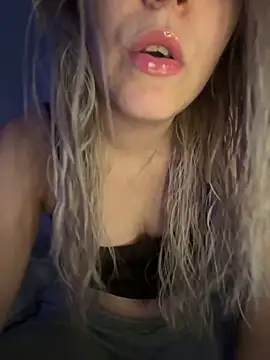 SUSELLAM1 online show from 04/13/26, 10:47