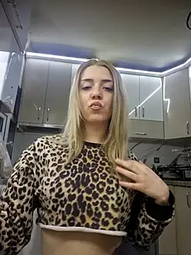 SUSELLAM1 online show from 02/08/25, 04:46