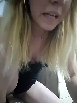 SUSELLAM1 online show from 12/27/24, 10:26