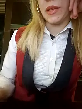 SUSELLAM1 online show from 12/21/24, 07:03