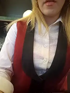 SUSELLAM1 online show from 12/12/24, 01:17