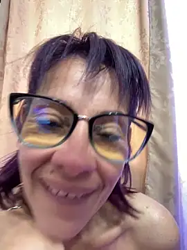 Snapshot of Goddess-Love- chatting on 09/29/25, 11:27 Goddess-Love- online show from 09/29/25, 11:27