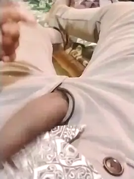 Snapshot of Muscular02 chatting on 02/28/25, 10:20 Muscular02 online show from 02/28/25, 10:20