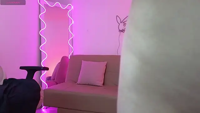 Foxy tay online show from 12/29/24, 06:35