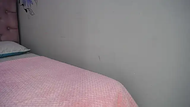 ILENAHEY online show from 03/16/25, 05:50