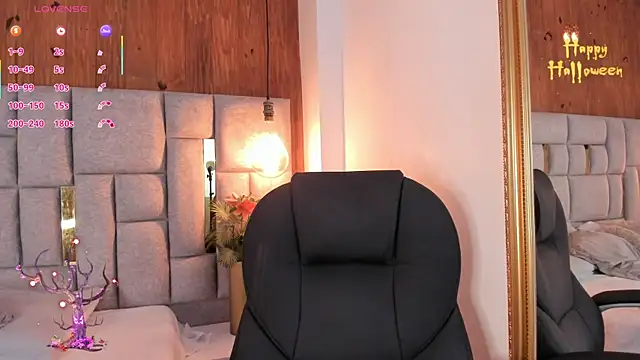 Saori newman online show from 10/28/25, 12:04