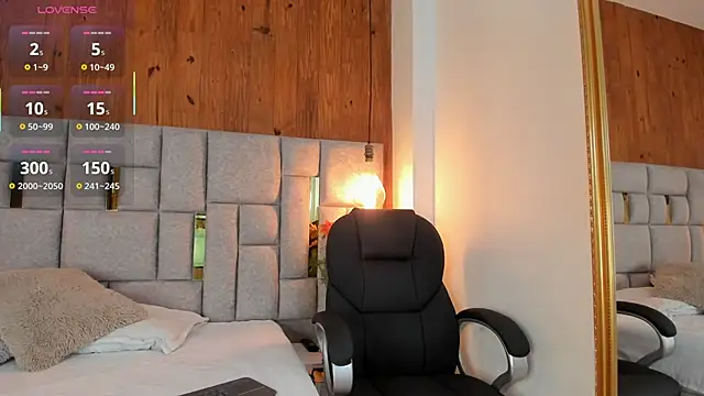 Saori newman online show from 09/30/25, 12:00