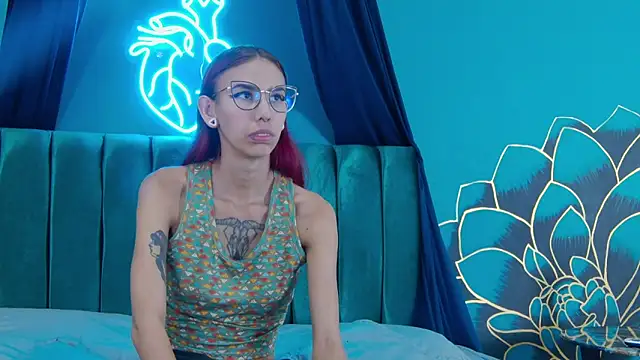 Snapshot of Lunamistyc chatting on 11/11/25, 07:41 Lunamistyc online show from 11/11/25, 07:41