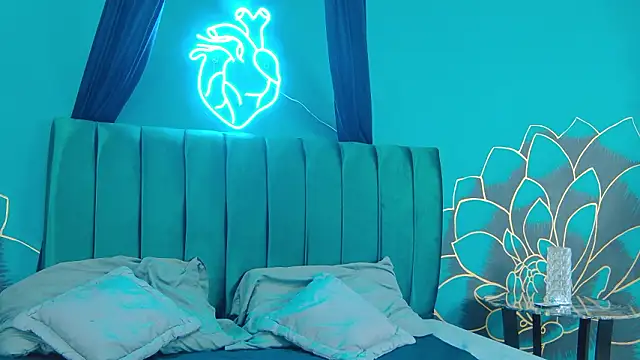 Lunamistyc online show from 02/02/26, 08:08