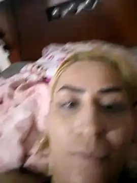 ariana crazzy online show from 04/22/26, 05:03