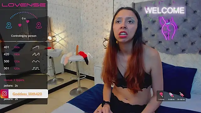 Snapshot of Goddess__Lilith chatting on 12/08/24, 06:43 Goddess  Lilith online show from 12/08/24, 06:43