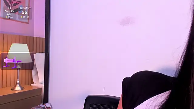 sexy mich 18 online show from 04/05/26, 07:20