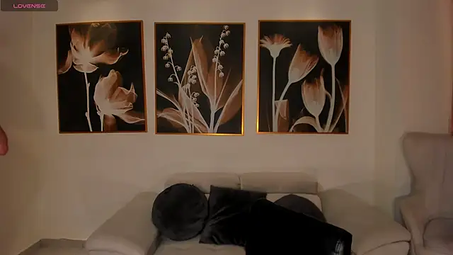 AlinaKravitz online show from 03/28/26, 06:31