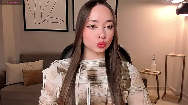 AlinaKravitz online show from 10/27/25, 11:55