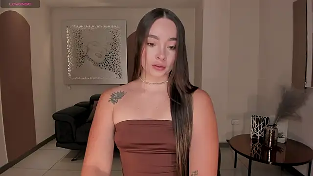 AlinaKravitz online show from 04/03/26, 06:14