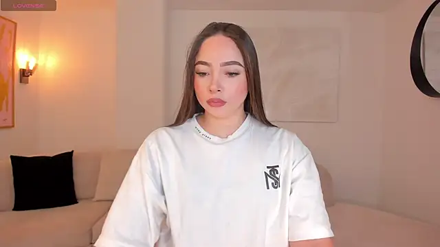 AlinaKravitz online show from 02/24/26, 11:55