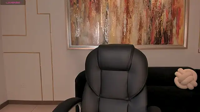 AlinaKravitz online show from 11/11/25, 12:00