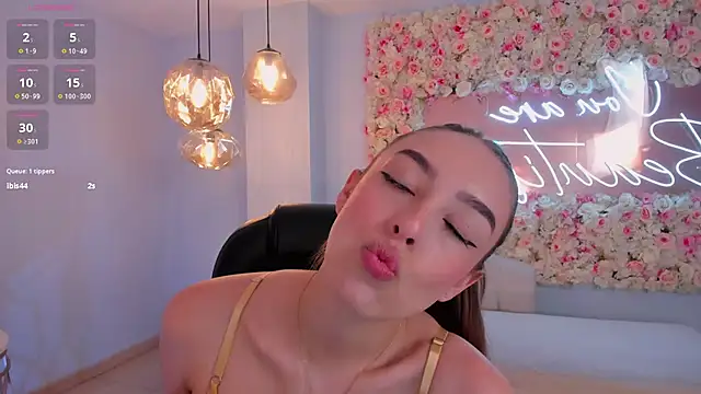 KaiaFerreira online show from 03/18/25, 03:12
