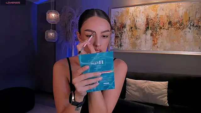 KaiaFerreira online show from 12/20/25, 12:52