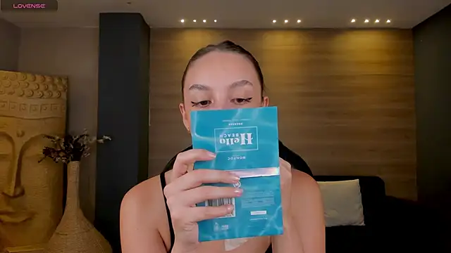 KaiaFerreira online show from 11/12/25, 07:40