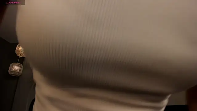 KaiaFerreira online show from 12/18/25, 11:03